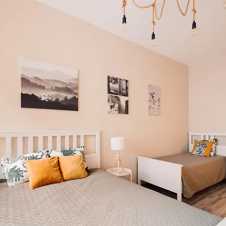 Harmony Apartment/9 Guests/ 4 Bedroom / Old Town * 里加