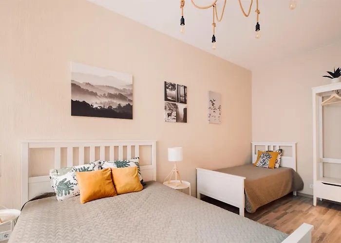 Harmony Apartment/9 Guests/ 4 Bedroom / Old Town * Riga