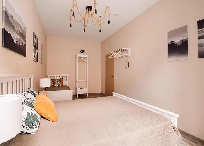 Dzīvoklis Harmony Apartment/9 Guests/ 4 Bedroom / Old Town Riga