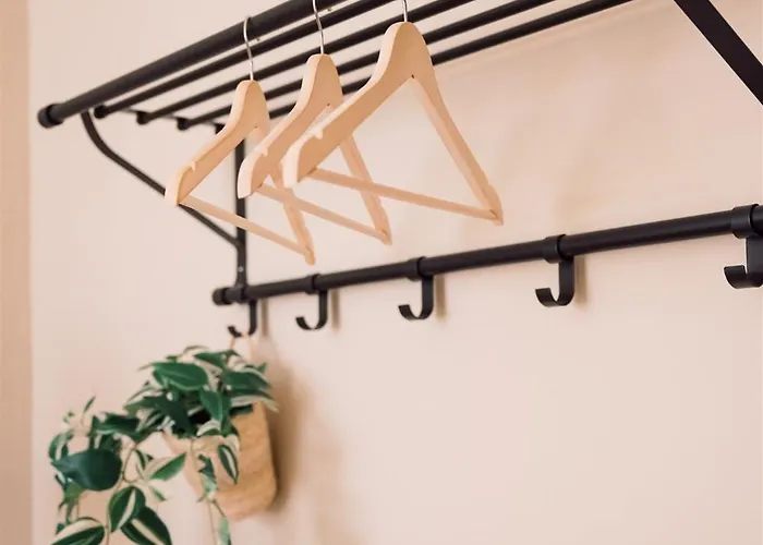 Harmony Apartment/9 Guests/ 4 Bedroom / Old Town *