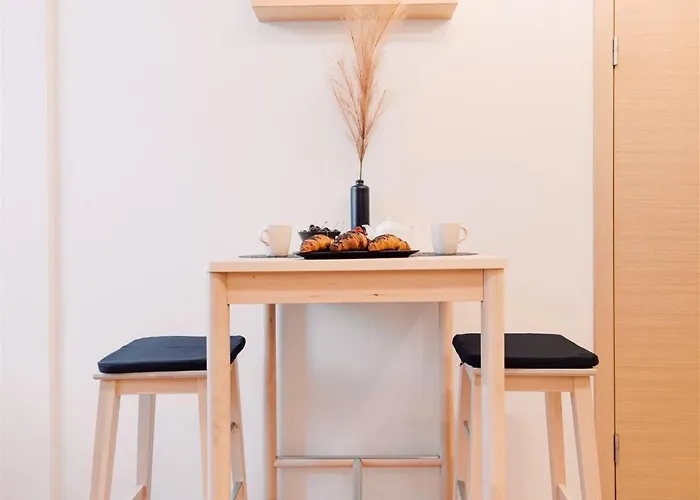 Harmony Apartment/9 Guests/ 4 Bedroom / Old Town Apartment