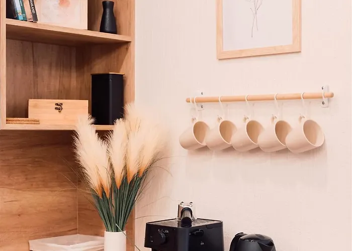 Harmony Apartment/9 Guests/ 4 Bedroom / Old Town Apartment *