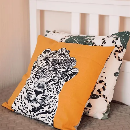 Appartement Harmony Apartment/9 Guests/ 4 Bedroom / Old Town