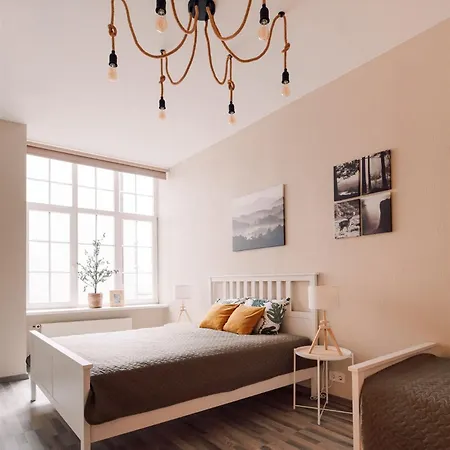 Harmony Apartment/9 Guests/ 4 Bedroom / Old Town Appartement Riga